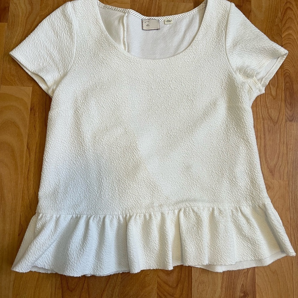 Anthropologie H15 S‘CL White Textured Cotton Knit Ruffle Hem & Back Tee